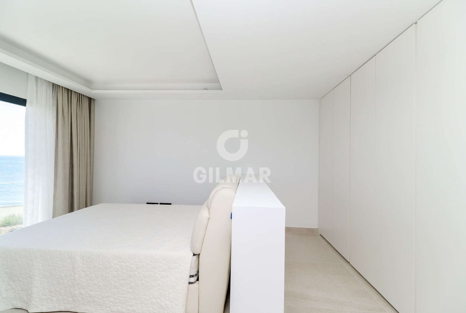 3 soveværelse Rækkehus til salg i Estepona med swimmingpool garage - € 2.500.000 (Ref: 9206002)