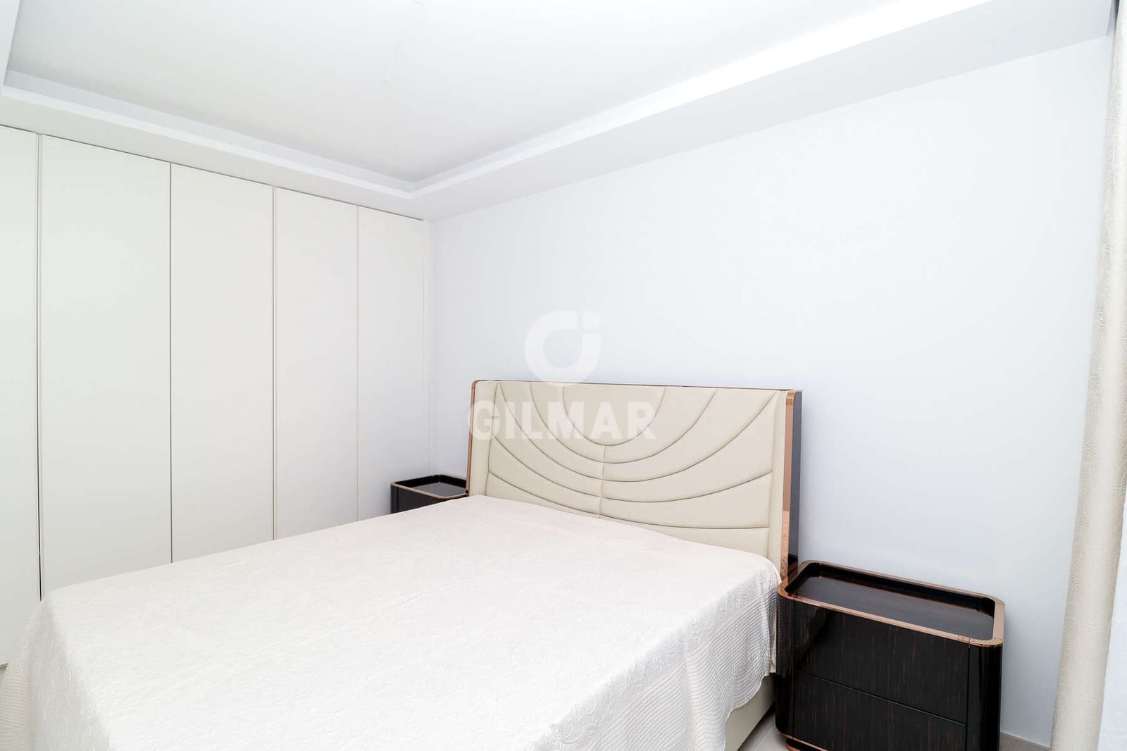 3 soveværelse Rækkehus til salg i Estepona med swimmingpool garage - € 2.500.000 (Ref: 9206002)