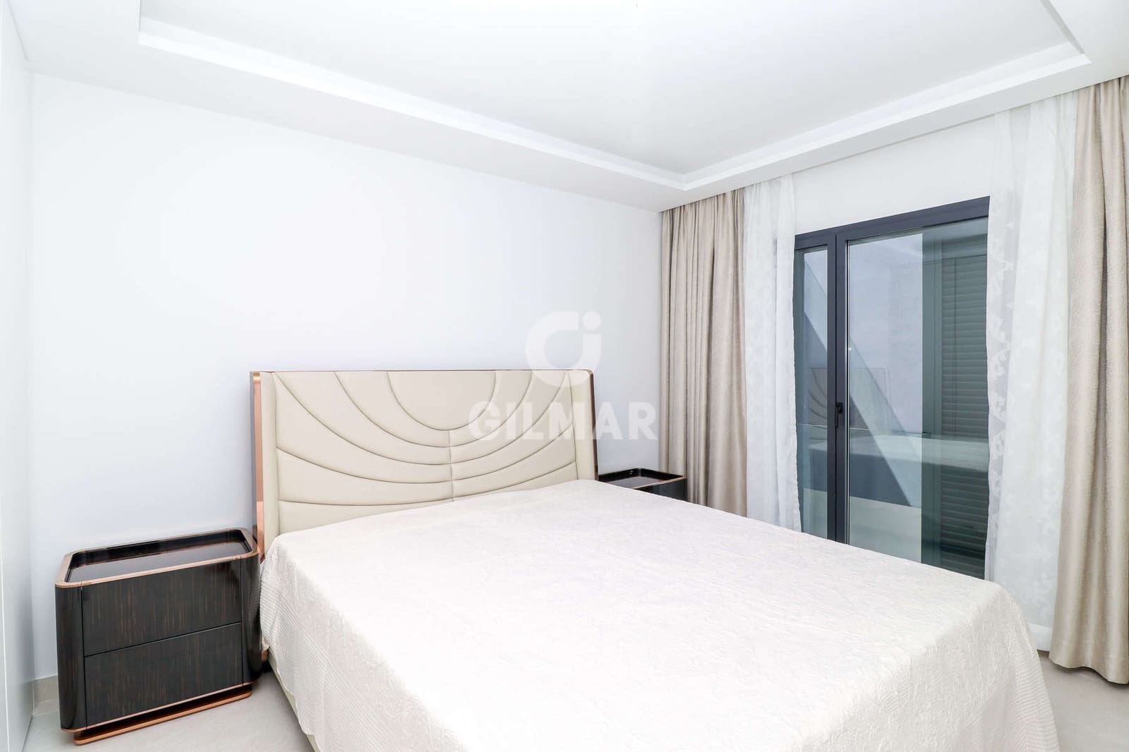 3 soveværelse Rækkehus til salg i Estepona med swimmingpool garage - € 2.500.000 (Ref: 9206002)