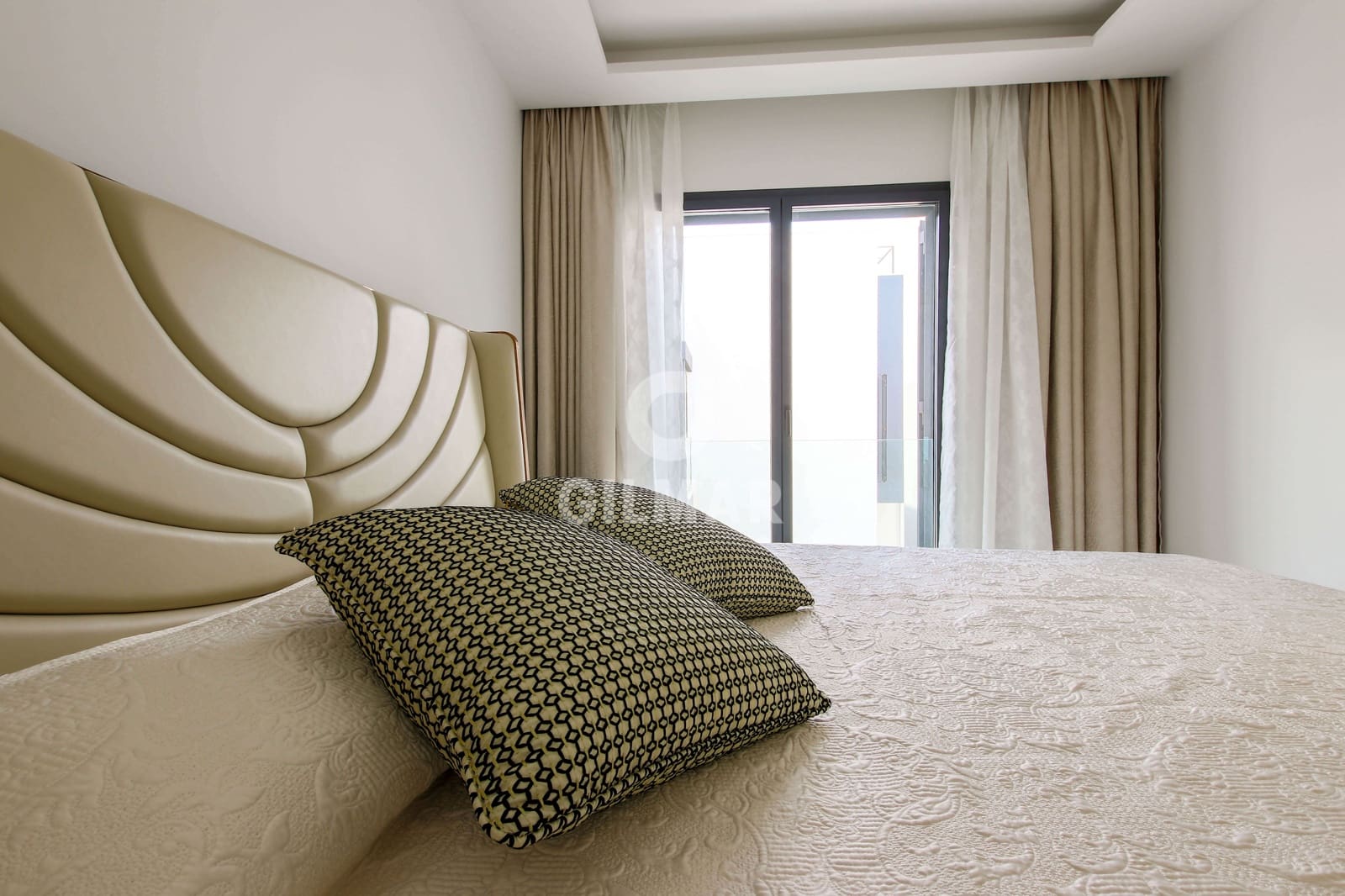 3 soveværelse Rækkehus til salg i Estepona med swimmingpool garage - € 2.500.000 (Ref: 9206002)