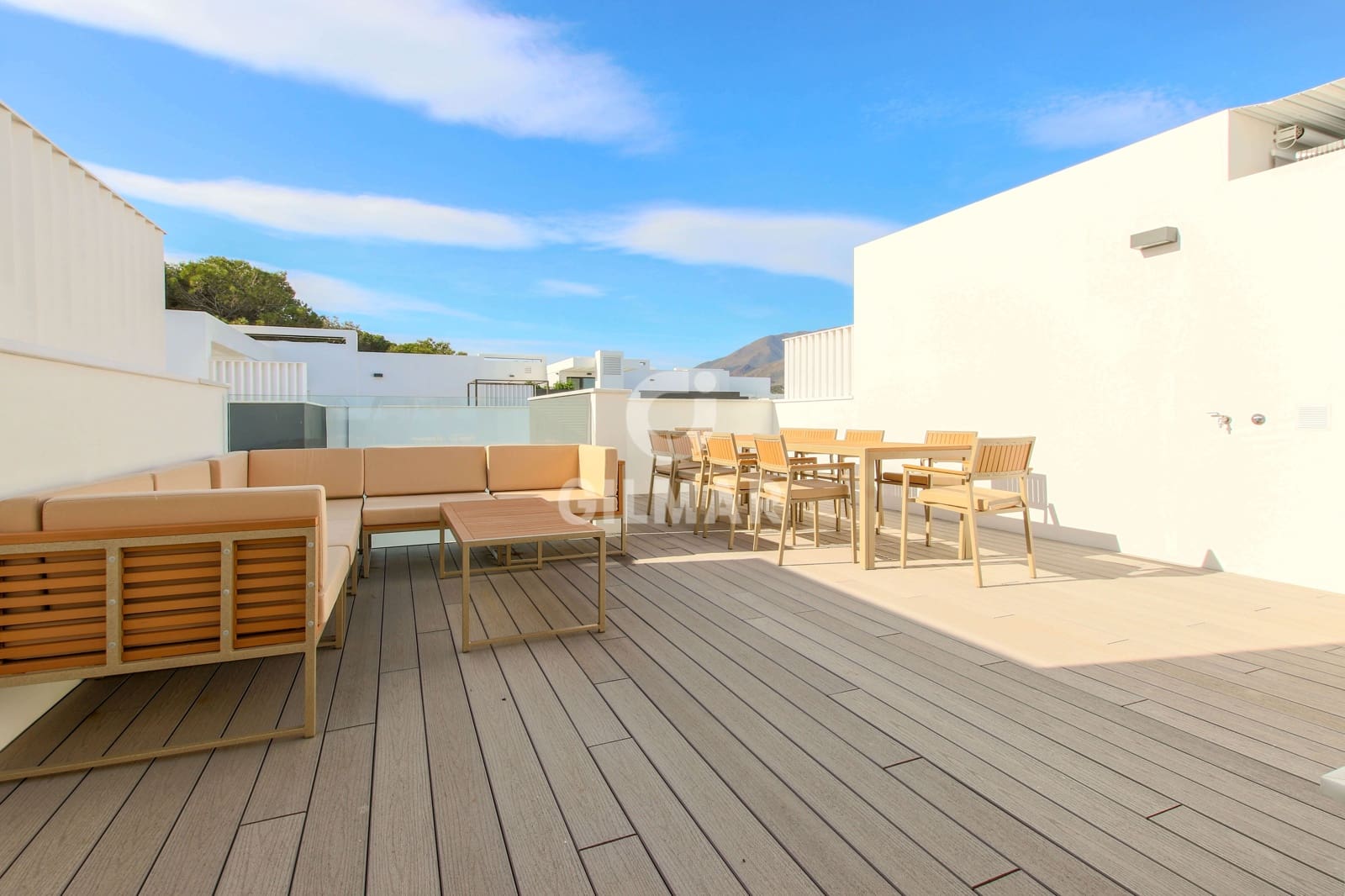 3 soveværelse Rækkehus til salg i Estepona med swimmingpool garage - € 2.500.000 (Ref: 9206002)