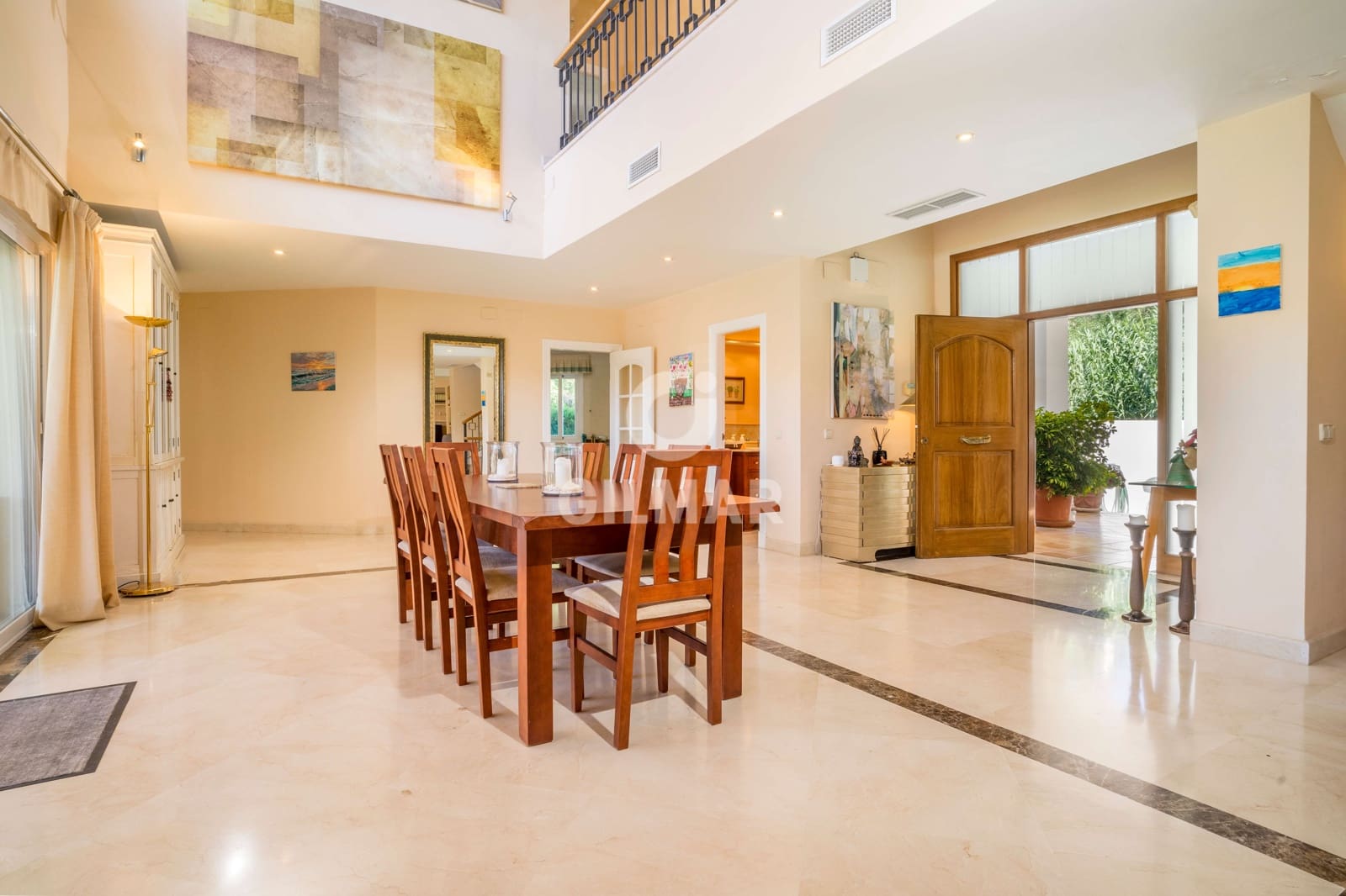 Chalet de 6 habitaciones en Benahavís en venta con piscina garaje - 2.690.000 € (Ref: 9206005)