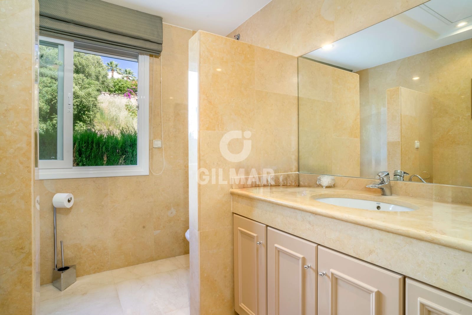 Chalet de 6 habitaciones en Benahavís en venta con piscina garaje - 2.690.000 € (Ref: 9206005)