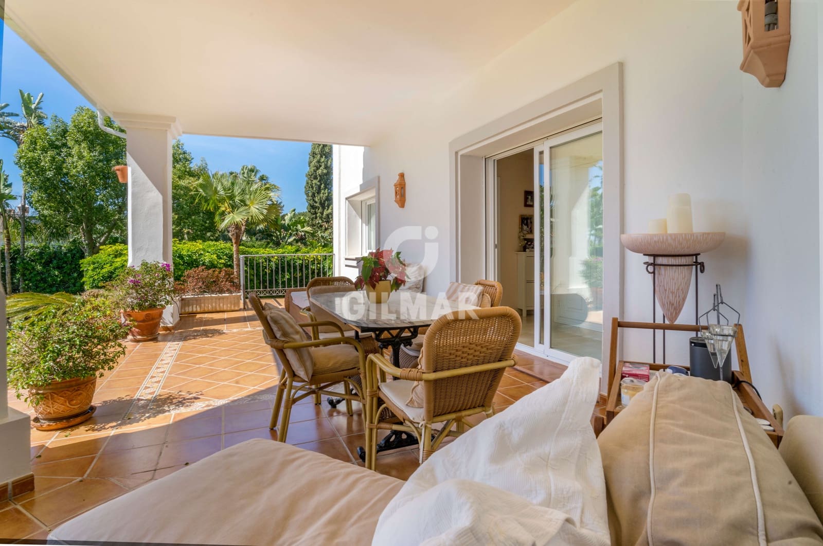 Chalet de 6 habitaciones en Benahavís en venta con piscina garaje - 2.690.000 € (Ref: 9206005)