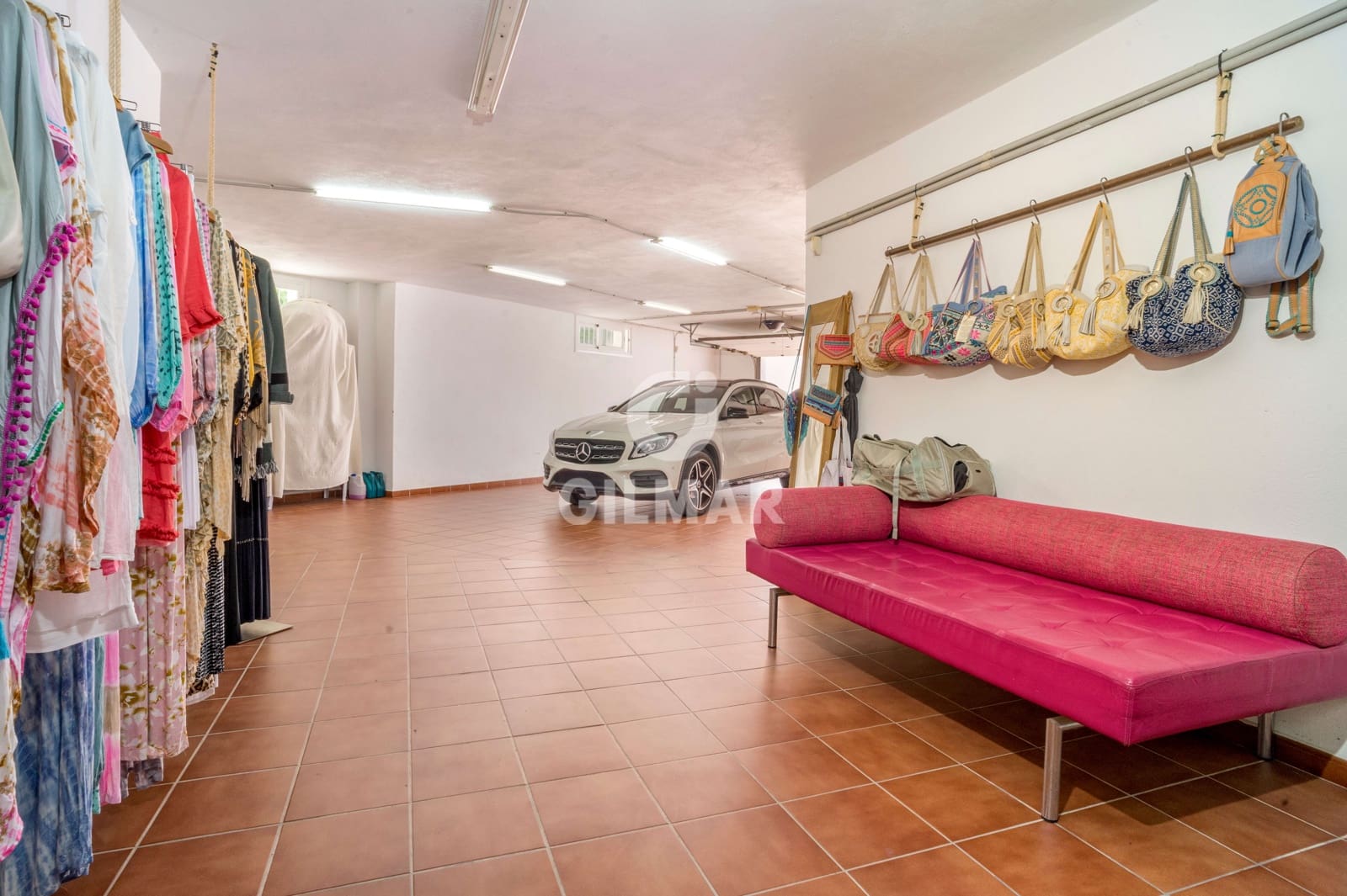 Chalet de 6 habitaciones en Benahavís en venta con piscina garaje - 2.690.000 € (Ref: 9206005)