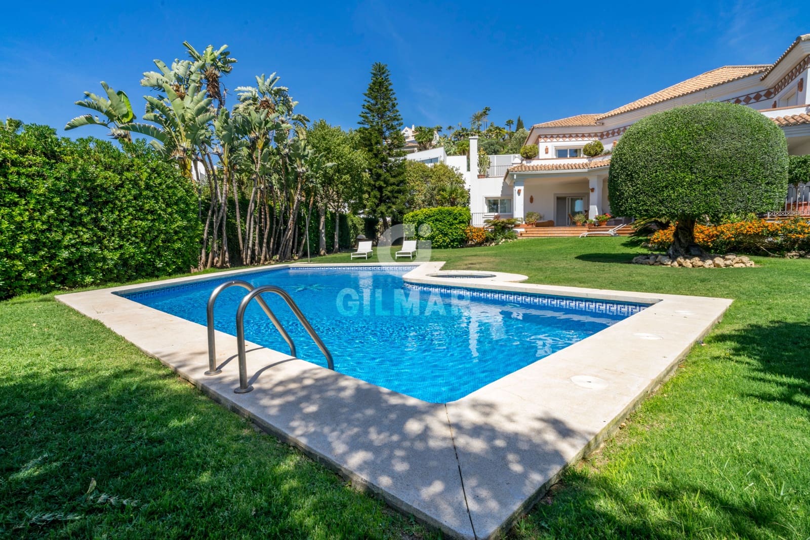 Chalet de 6 habitaciones en Benahavís en venta con piscina garaje - 2.690.000 € (Ref: 9206005)