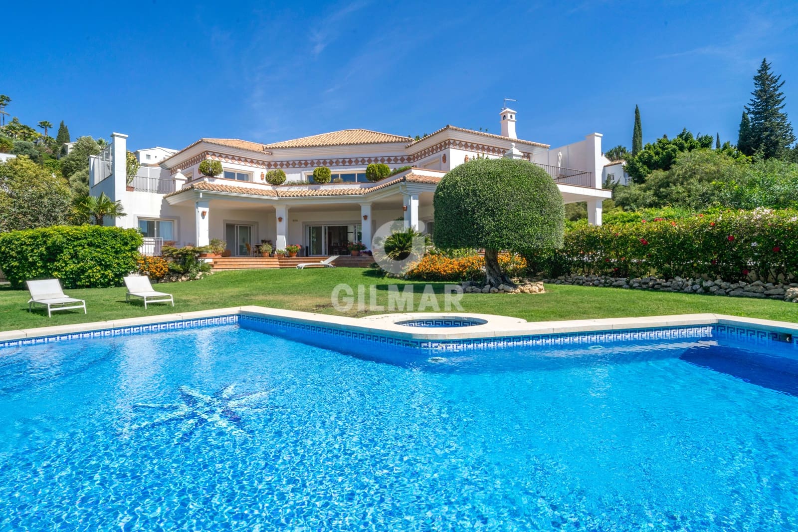 Chalet de 6 habitaciones en Benahavís en venta con piscina garaje - 2.690.000 € (Ref: 9206005)