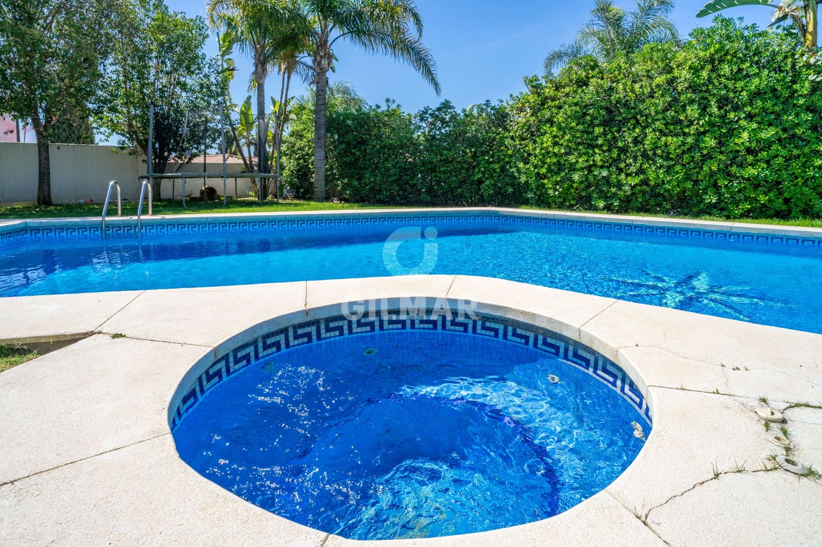 Chalet de 6 habitaciones en Benahavís en venta con piscina garaje - 2.690.000 € (Ref: 9206005)