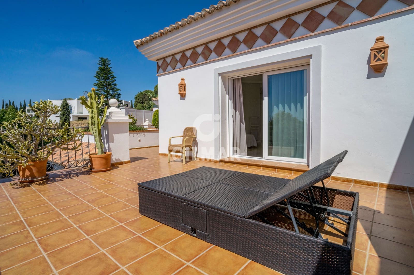 Chalet de 6 habitaciones en Benahavís en venta con piscina garaje - 2.690.000 € (Ref: 9206005)