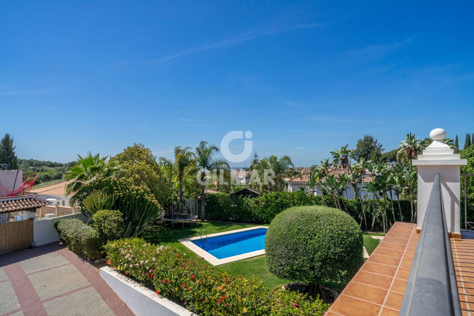 Chalet de 6 habitaciones en Benahavís en venta con piscina garaje - 2.690.000 € (Ref: 9206005)