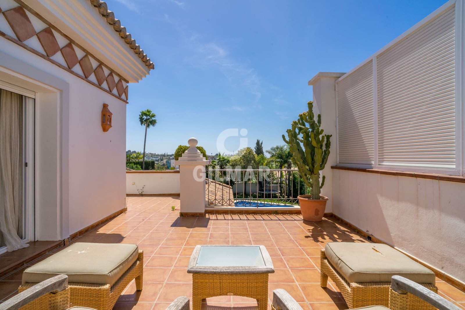 Chalet de 6 habitaciones en Benahavís en venta con piscina garaje - 2.690.000 € (Ref: 9206005)