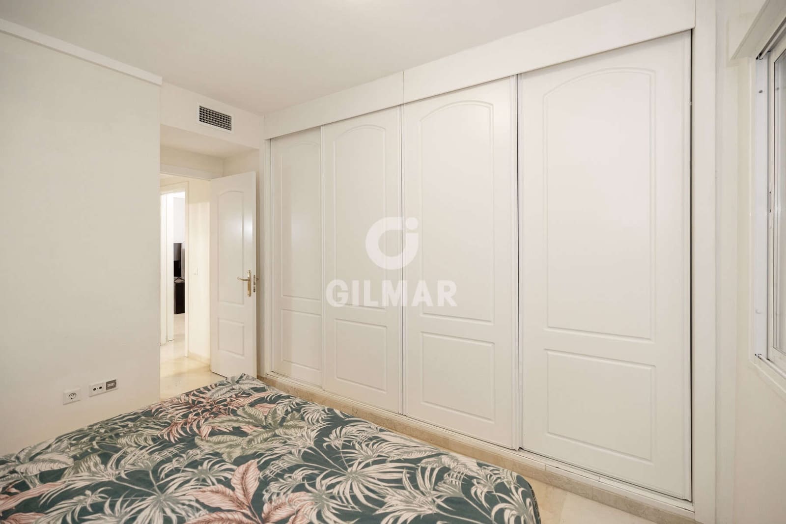 1 quarto Apartamento para venda em Estepona - 315 000 € (Ref: 9206007)