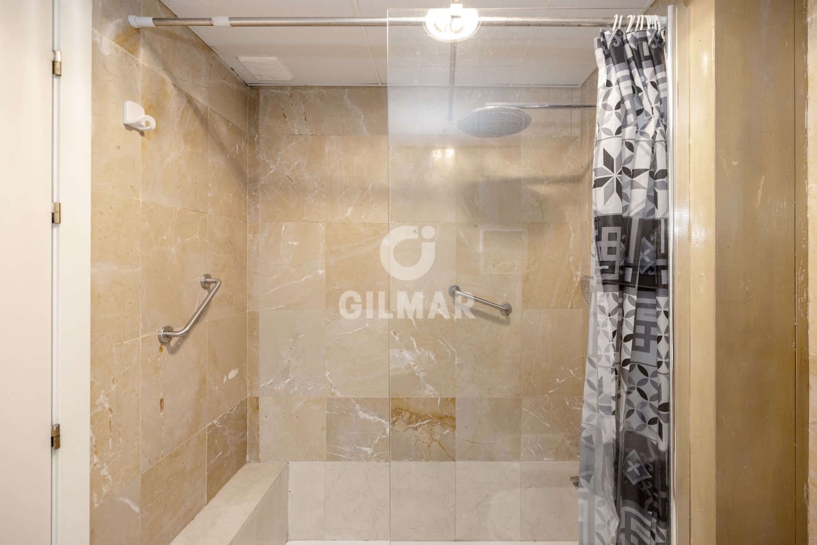 1 quarto Apartamento para venda em Estepona - 315 000 € (Ref: 9206007)