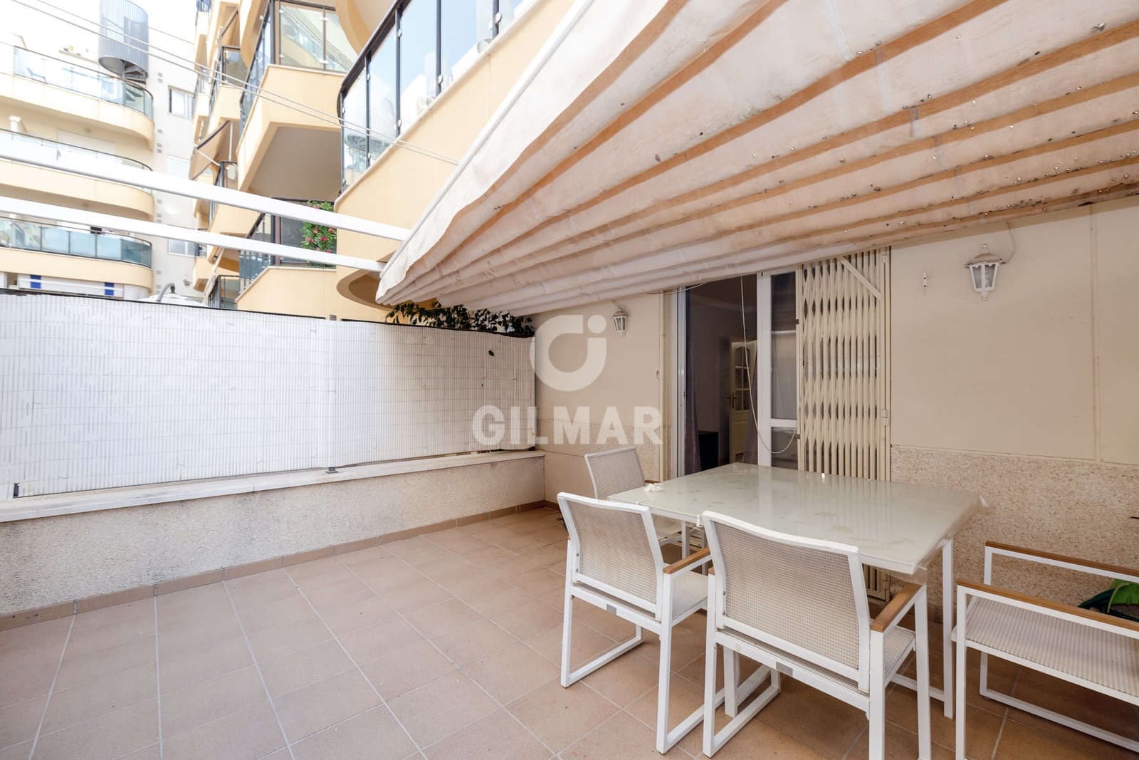 1 quarto Apartamento para venda em Estepona - 315 000 € (Ref: 9206007)