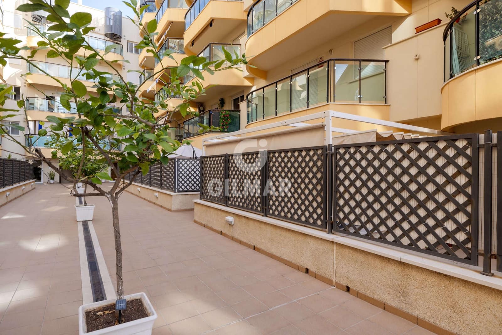 1 quarto Apartamento para venda em Estepona - 315 000 € (Ref: 9206007)