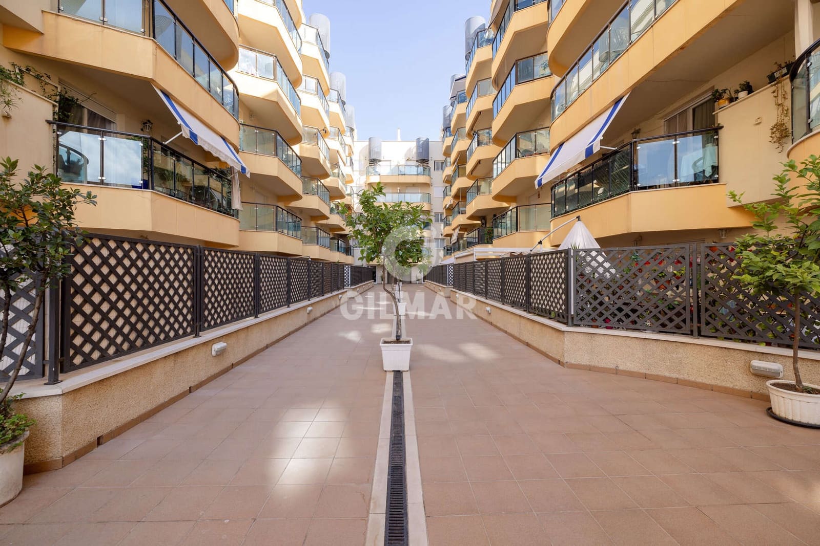 1 quarto Apartamento para venda em Estepona - 315 000 € (Ref: 9206007)