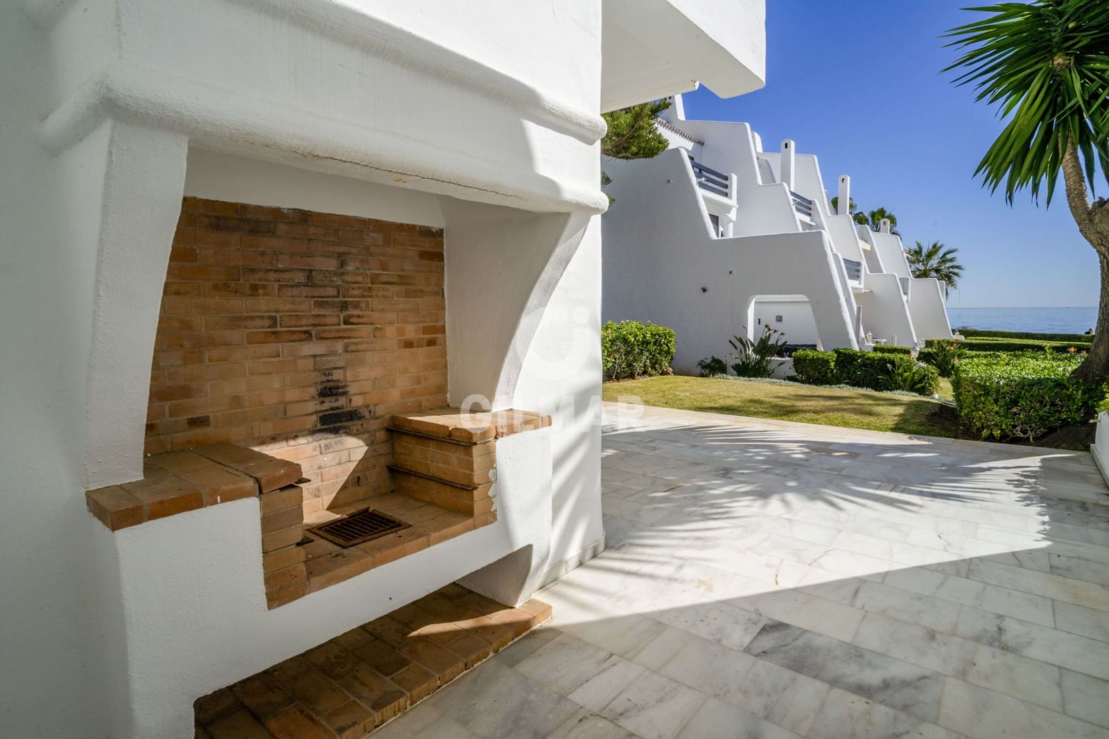 4 sypialnia Dom szeregowy na sprzedaż w Golden Mile z basenem garażem - 4 250 000 € (Ref: 9206008)