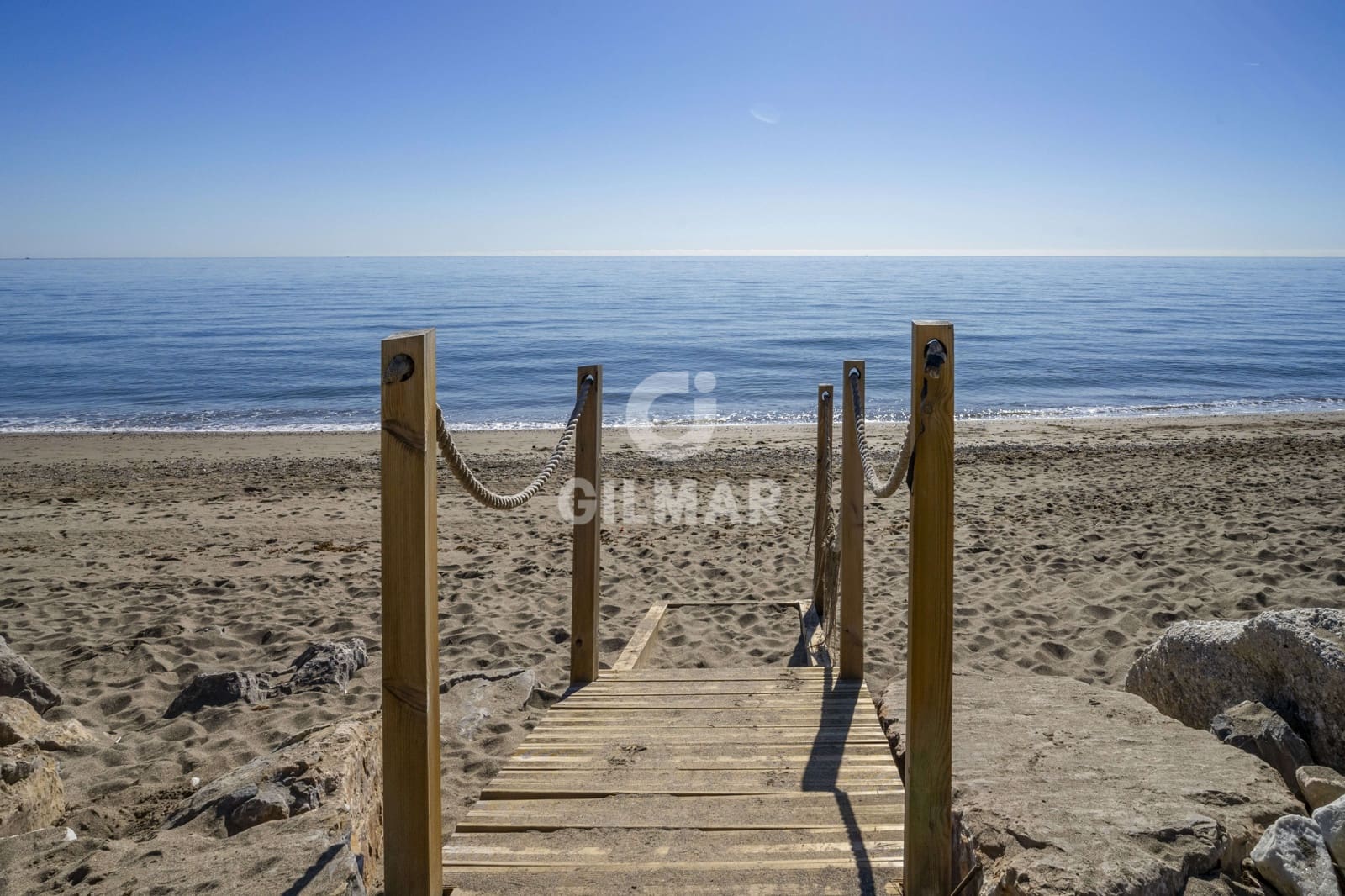 4 sypialnia Dom szeregowy na sprzedaż w Golden Mile z basenem garażem - 4 250 000 € (Ref: 9206008)