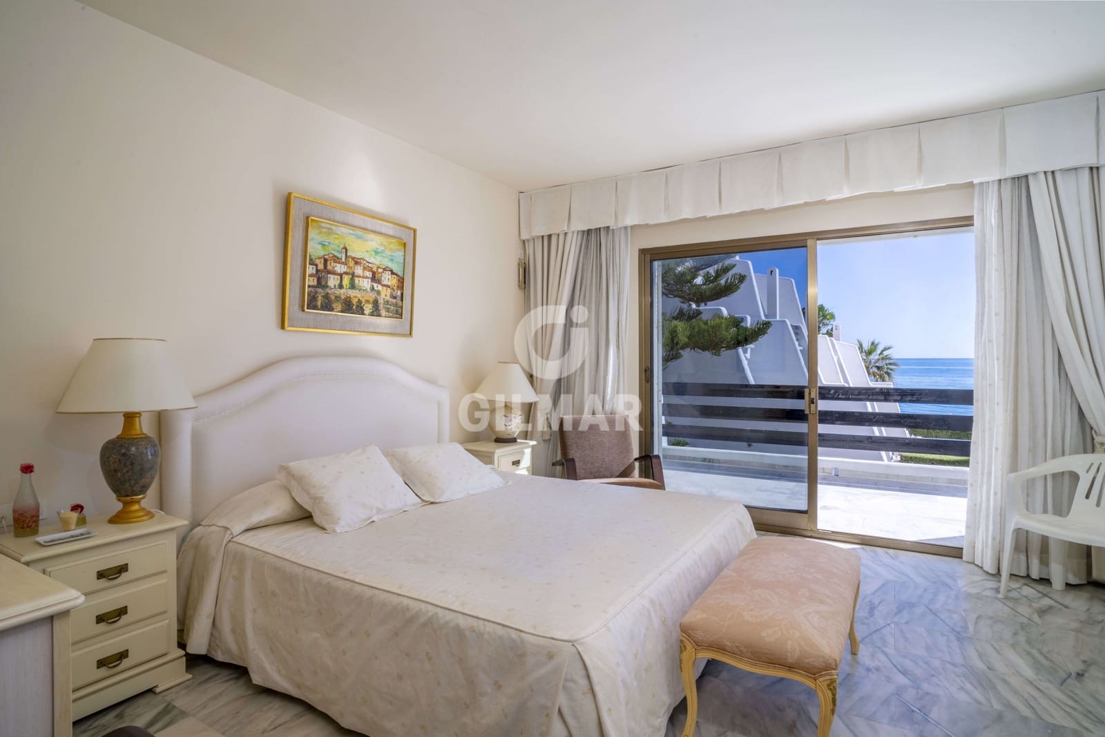 4 sypialnia Dom szeregowy na sprzedaż w Golden Mile z basenem garażem - 4 250 000 € (Ref: 9206008)