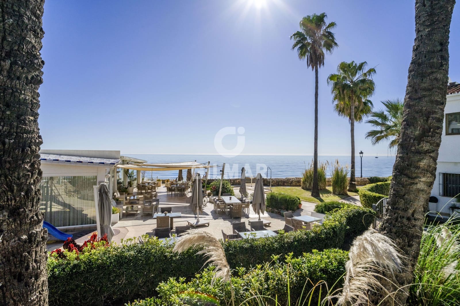 4 sypialnia Dom szeregowy na sprzedaż w Golden Mile z basenem garażem - 4 250 000 € (Ref: 9206008)