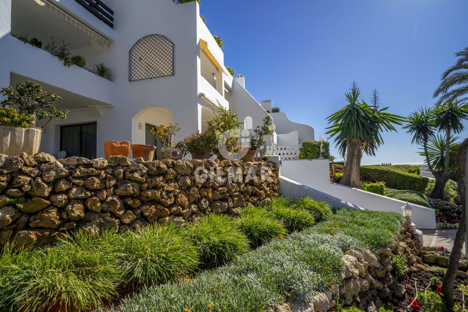 4 sypialnia Dom szeregowy na sprzedaż w Golden Mile z basenem garażem - 4 250 000 € (Ref: 9206008)