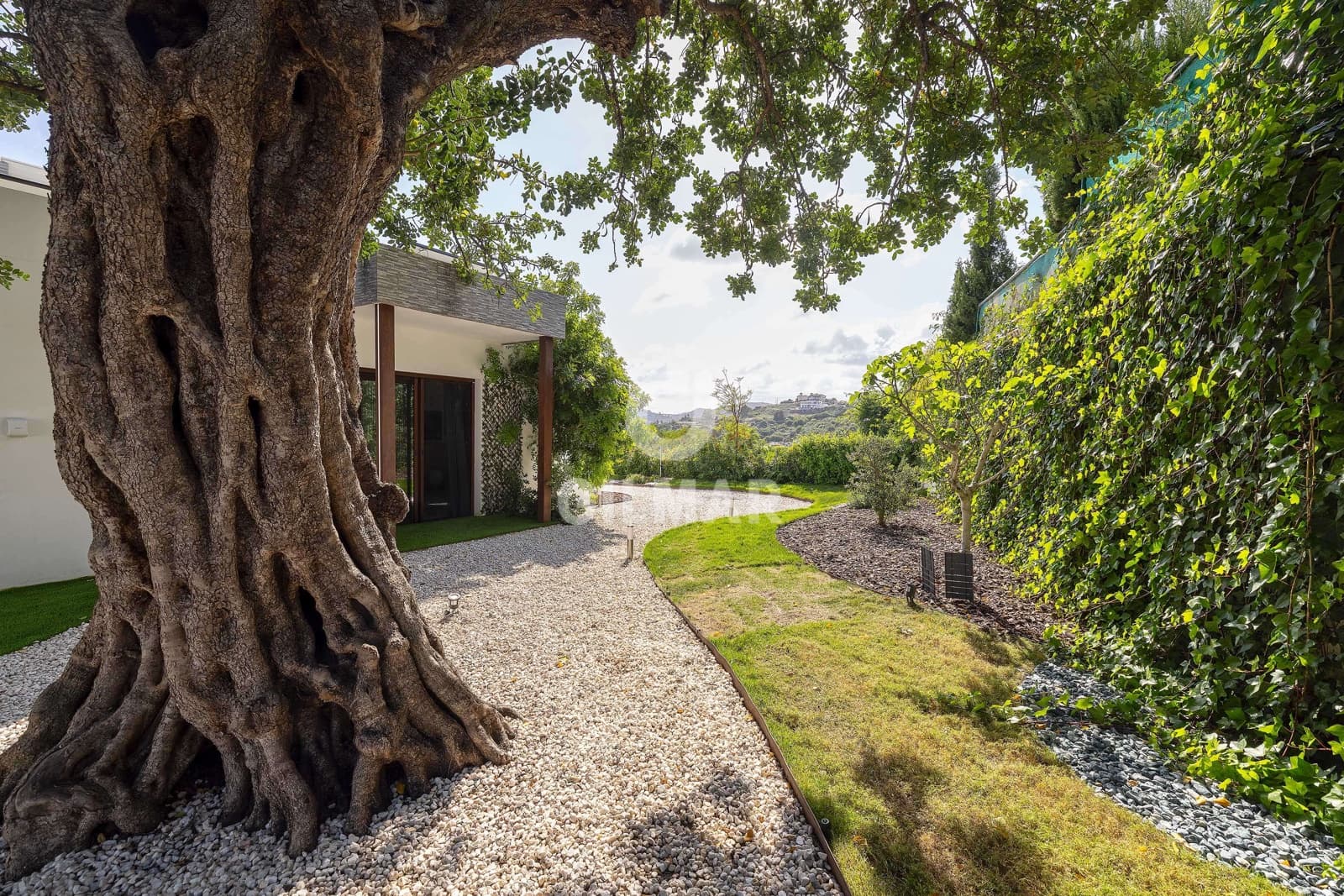 6 sovrum Villa till salu i Benahavis med pool garage - 3 750 000 € (Ref: 9206009)