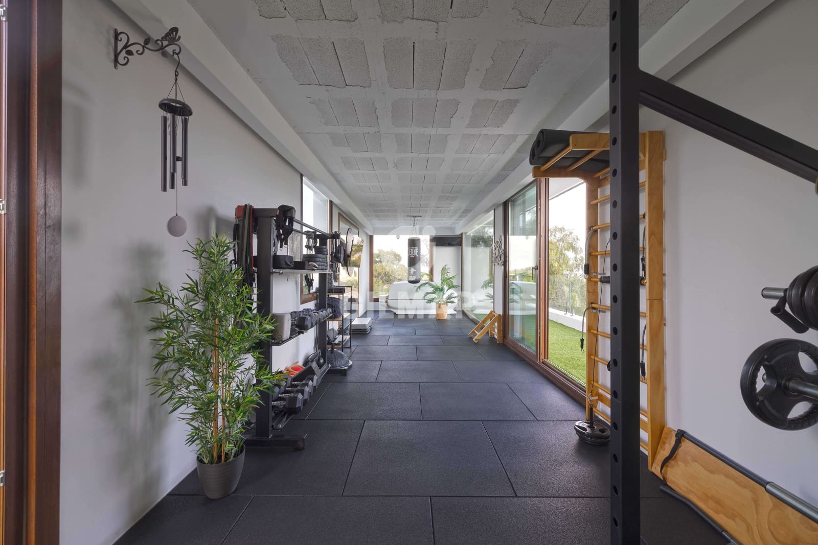 6 sovrum Villa till salu i Benahavis med pool garage - 3 750 000 € (Ref: 9206009)