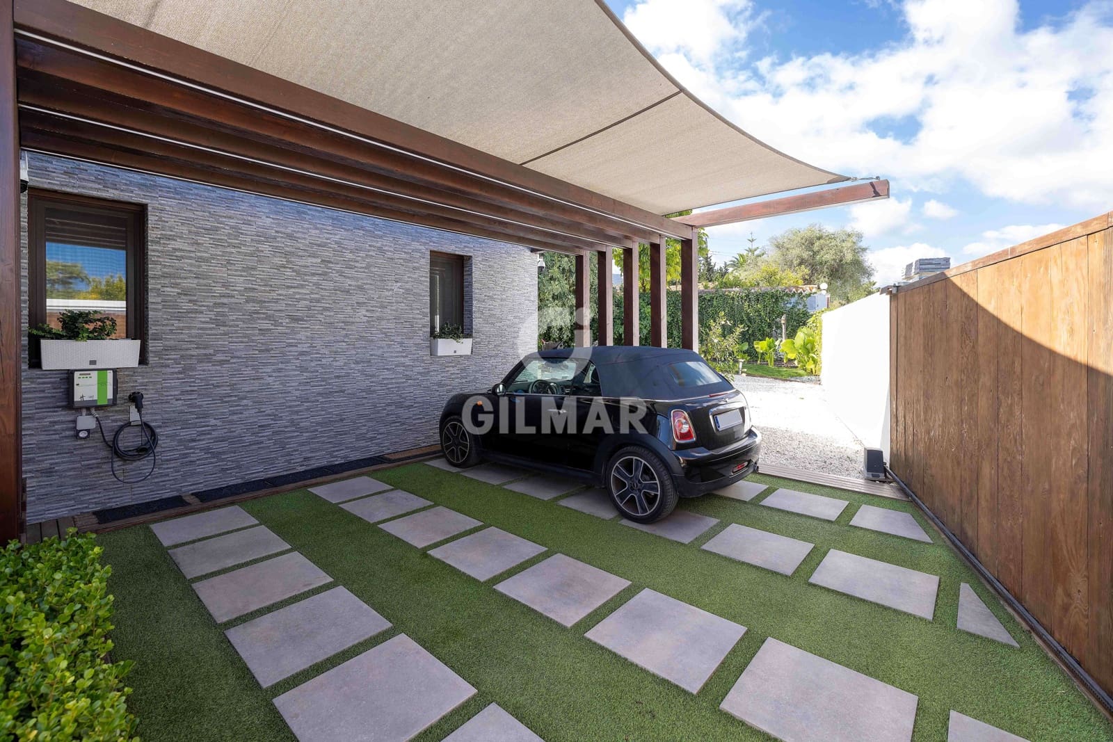 6 sovrum Villa till salu i Benahavis med pool garage - 3 750 000 € (Ref: 9206009)