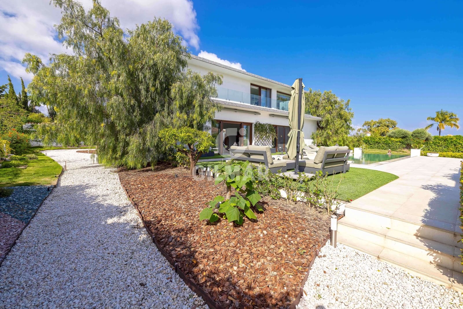 6 sovrum Villa till salu i Benahavis med pool garage - 3 750 000 € (Ref: 9206009)