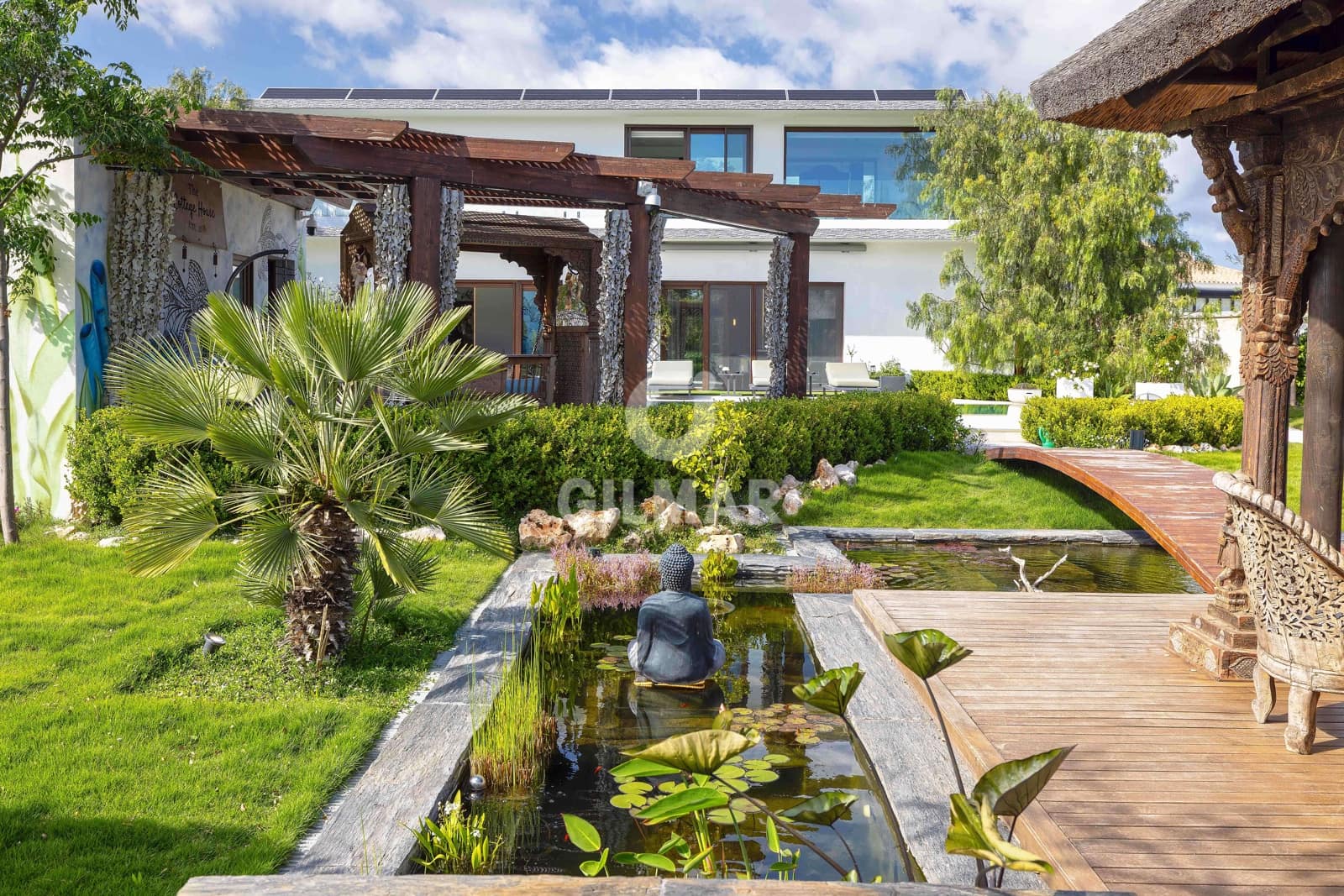 6 sovrum Villa till salu i Benahavis med pool garage - 3 750 000 € (Ref: 9206009)