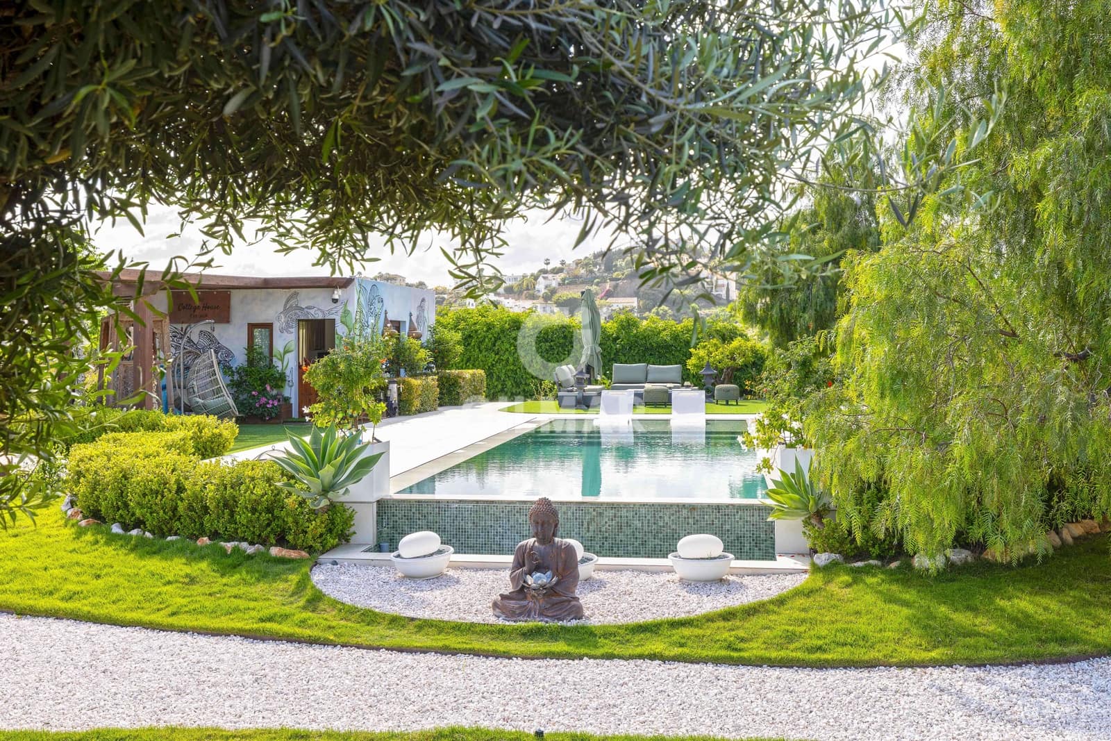 6 sovrum Villa till salu i Benahavis med pool garage - 3 750 000 € (Ref: 9206009)