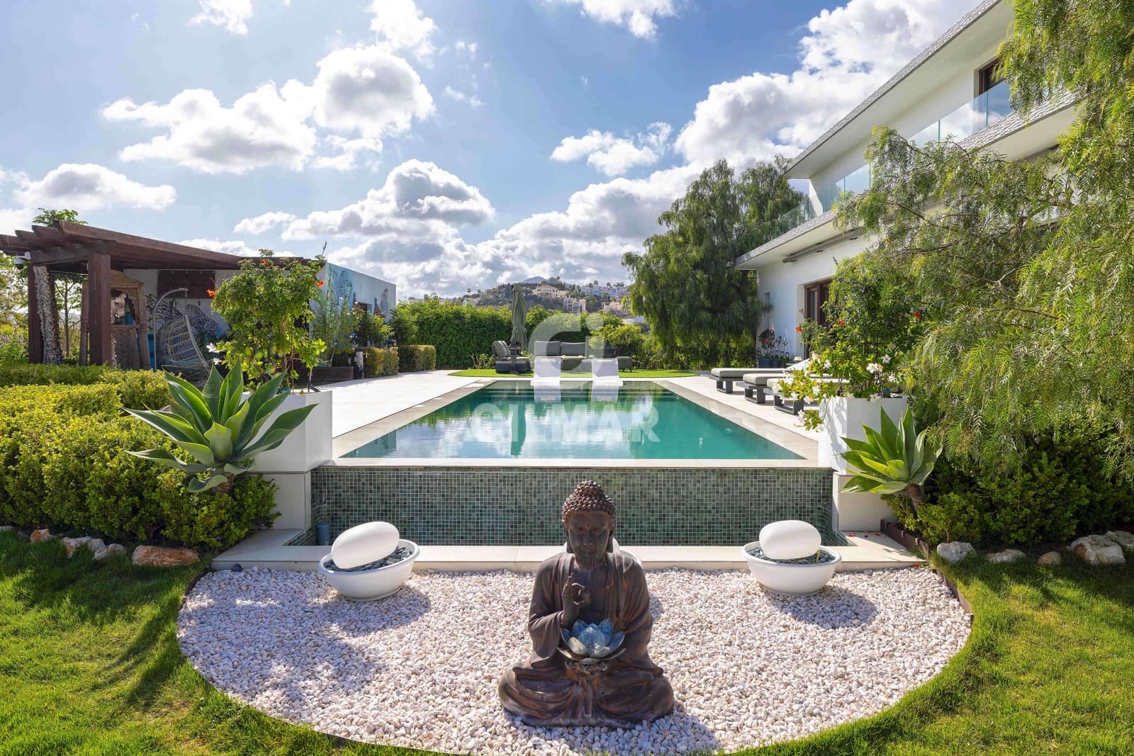 6 sovrum Villa till salu i Benahavis med pool garage - 3 750 000 € (Ref: 9206009)