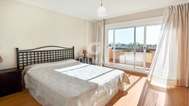 Bedrift til salgs i El Paraiso, Estepona - € 7 500 000 (Ref: 9206011)