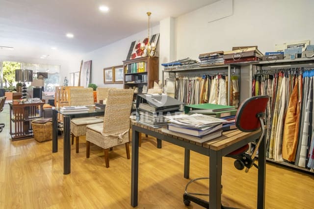 Kommersiell til salgs i Sierra de Estepona - Avda. de Andalucía, Estepona - € 365 795 (Ref: 9206013)