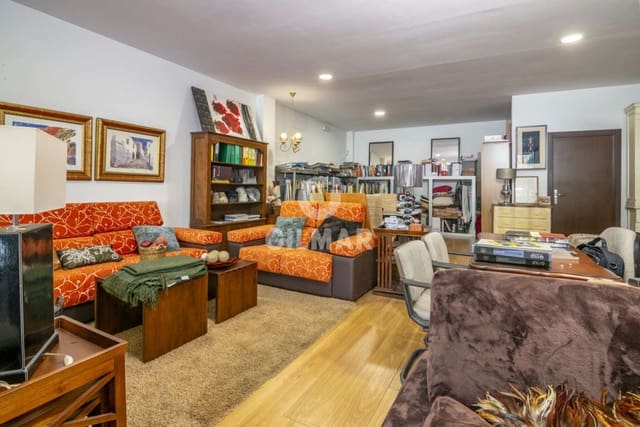 Kommersiell til salgs i Sierra de Estepona - Avda. de Andalucía, Estepona - € 365 795 (Ref: 9206013)