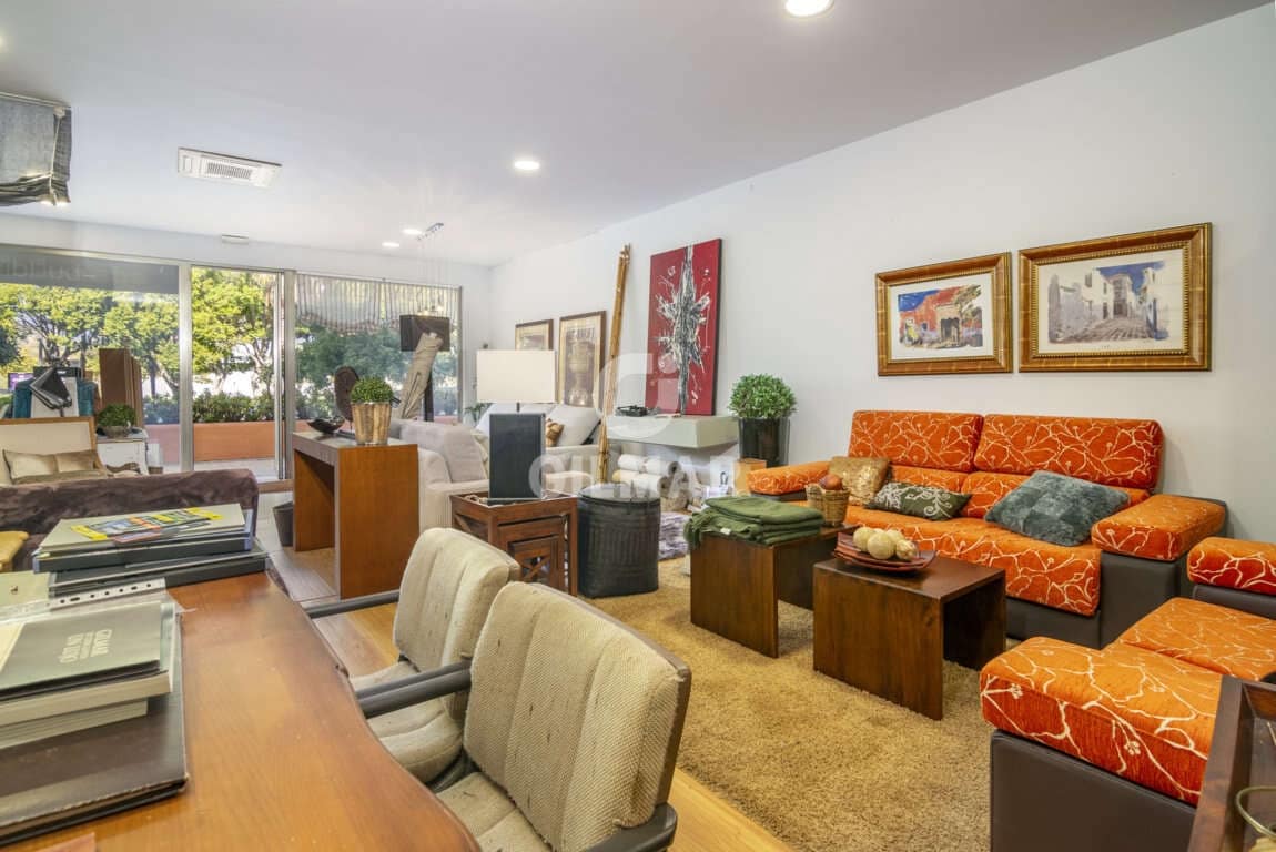 Kommersiell til salgs i Estepona - € 365 795 (Ref: 9206013)