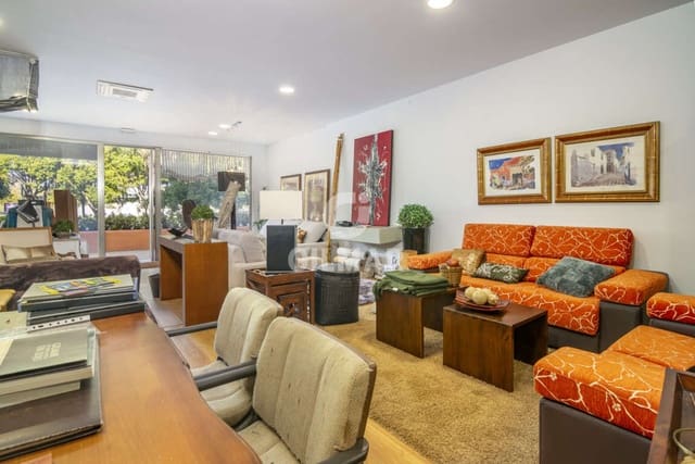 Kommersiell til salgs i Sierra de Estepona - Avda. de Andalucía, Estepona - € 365 795 (Ref: 9206013)