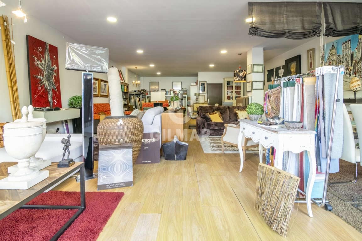 Kommersiell til salgs i Estepona - € 365 795 (Ref: 9206013)