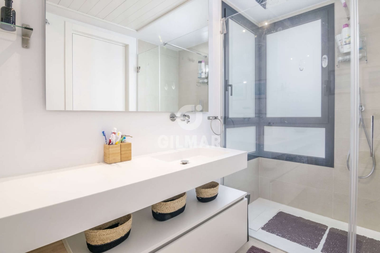 3 soveværelse Lejlighed til salg i New Golden Mile med swimmingpool garage - € 750.000 (Ref: 9206014)