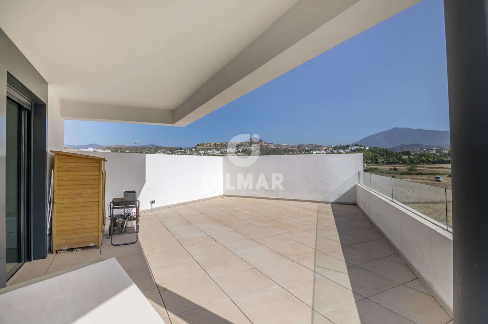 3 soveværelse Lejlighed til salg i New Golden Mile med swimmingpool garage - € 750.000 (Ref: 9206014)