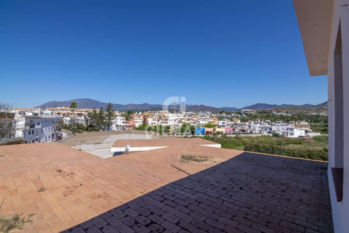 Kommersiell til salgs i Cancelada - € 600 000 (Ref: 9206016)