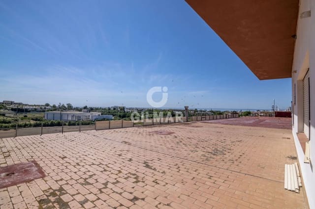 Kommersiell til salgs i Cancelada, Estepona - € 600 000 (Ref: 9206016)