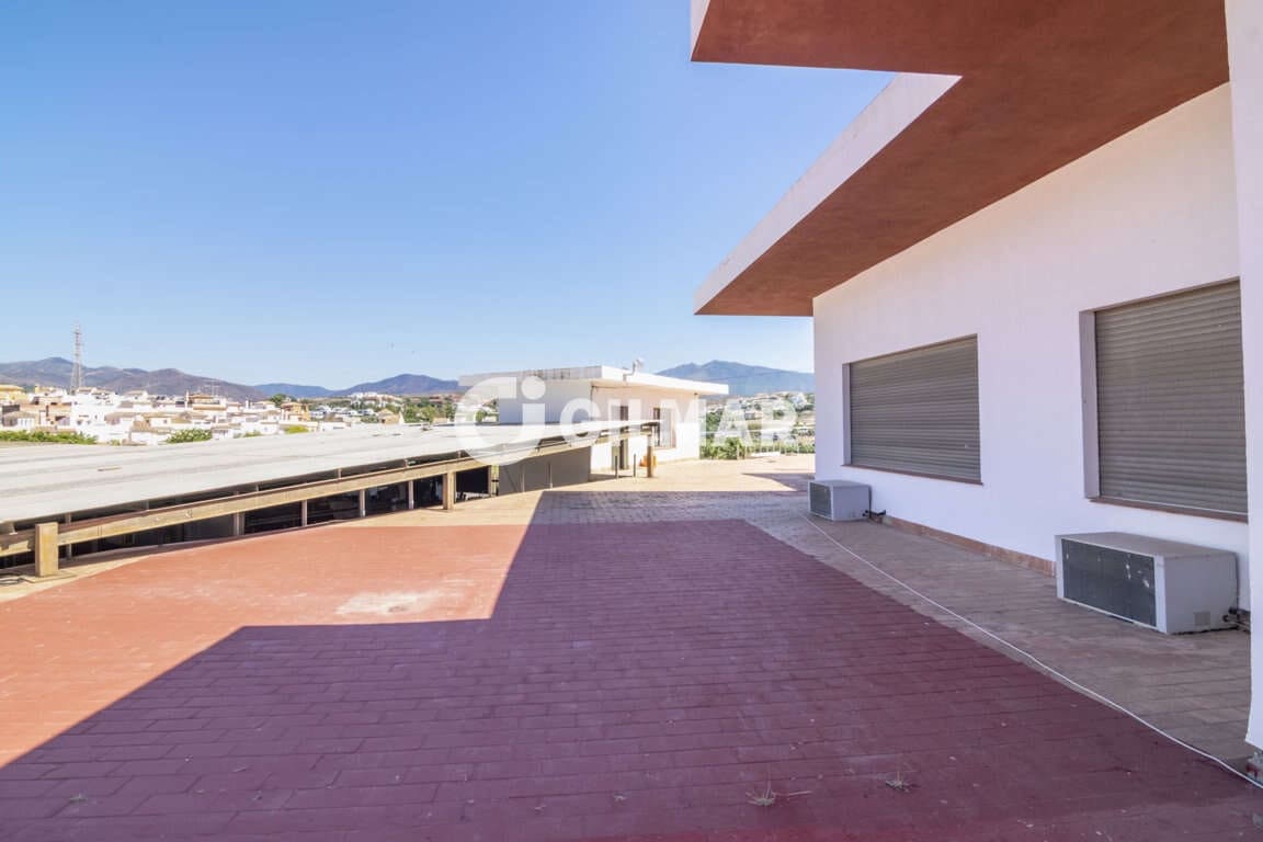 Local Comercial en Cancelada en venta con garaje - 600.000 € (Ref: 9206016)