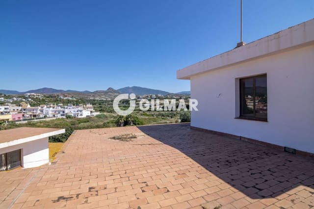 Commercial for sale in Cancelada, Estepona with garage - € 600,000 (Ref: 9206016)