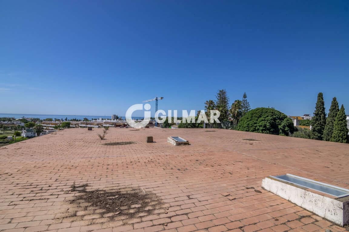 Local Comercial en Cancelada en venta con garaje - 600.000 € (Ref: 9206016)