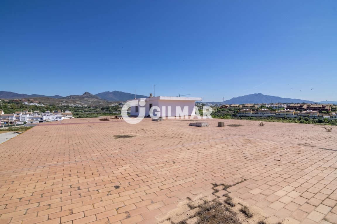 Local Comercial en Cancelada en venta con garaje - 600.000 € (Ref: 9206016)