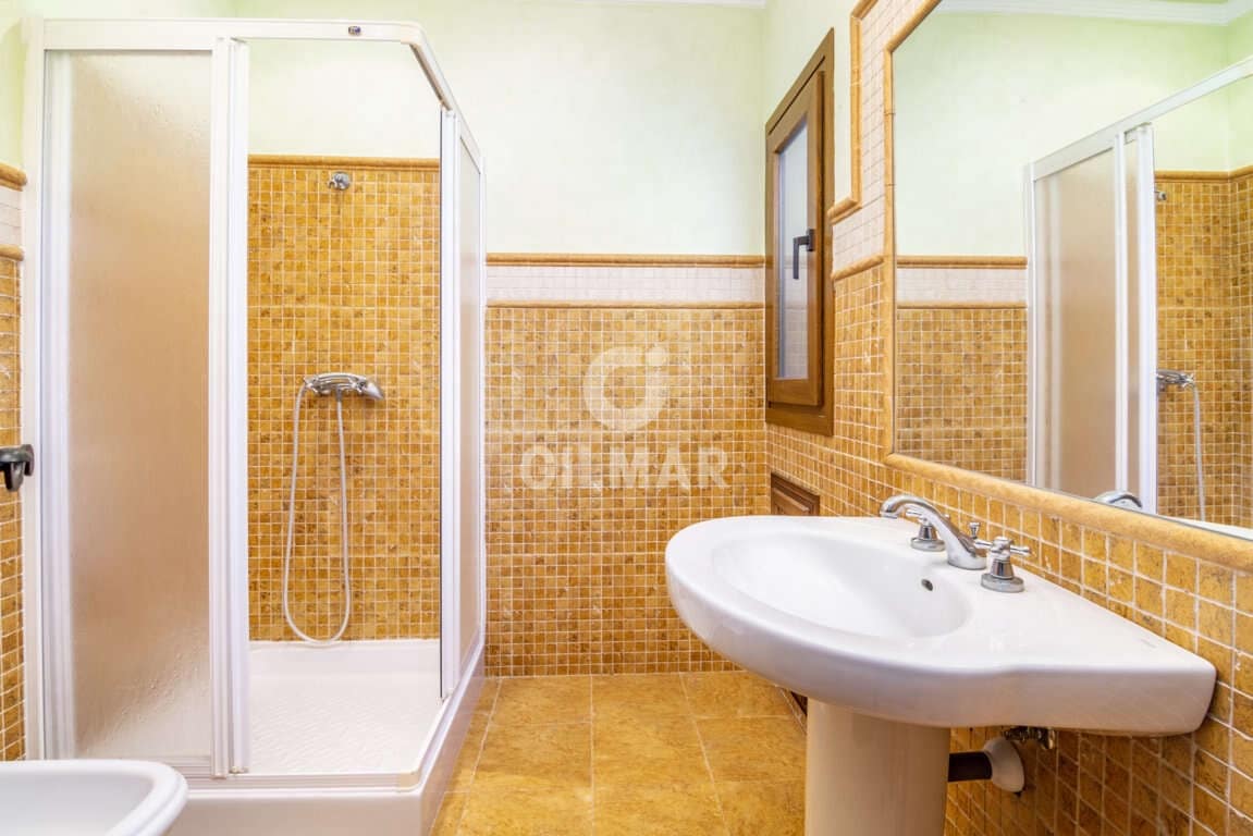 4 quarto Moradia para venda em Estepona - 1 275 000 € (Ref: 9206023)