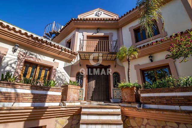 4 soveværelse Villa til salg i Las Lomas, Estepona - € 1.275.000 (Ref: 9206023)