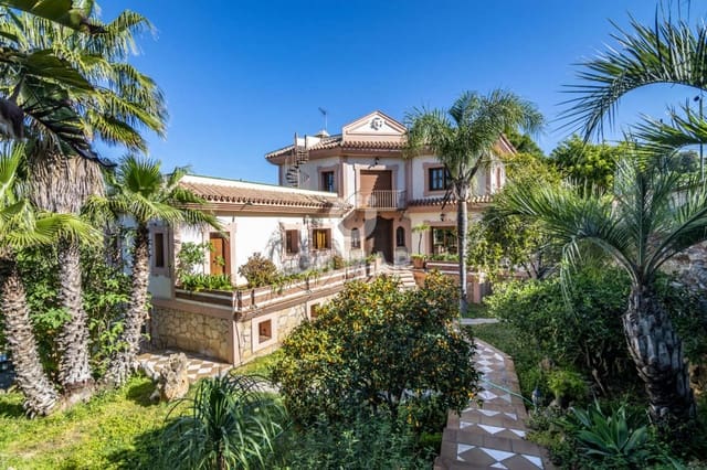 4 soveværelse Villa til salg i Las Lomas, Estepona - € 1.275.000 (Ref: 9206023)