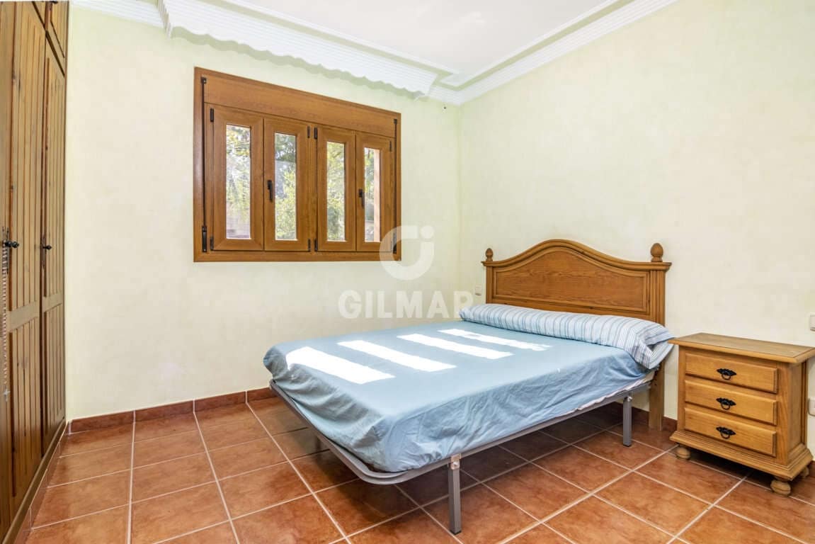 4 quarto Moradia para venda em Estepona - 1 275 000 € (Ref: 9206023)